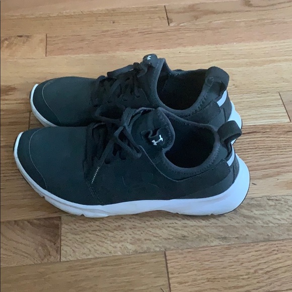 Under Armour Shoes - Under armor tennis shoes!